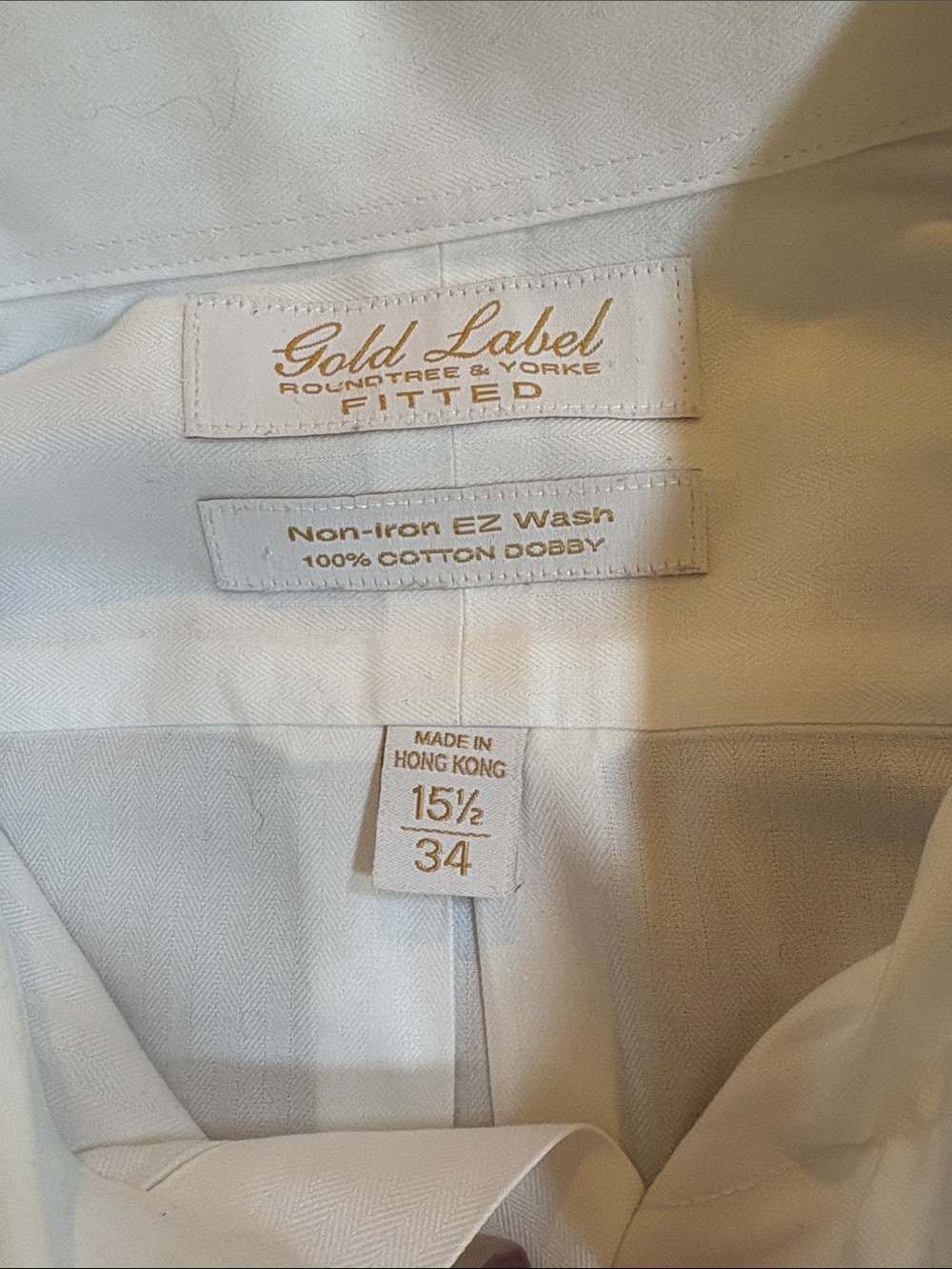 Men's White Long-Sleeve Dress Shirt with Chest Pocket - Picture 2 of 3